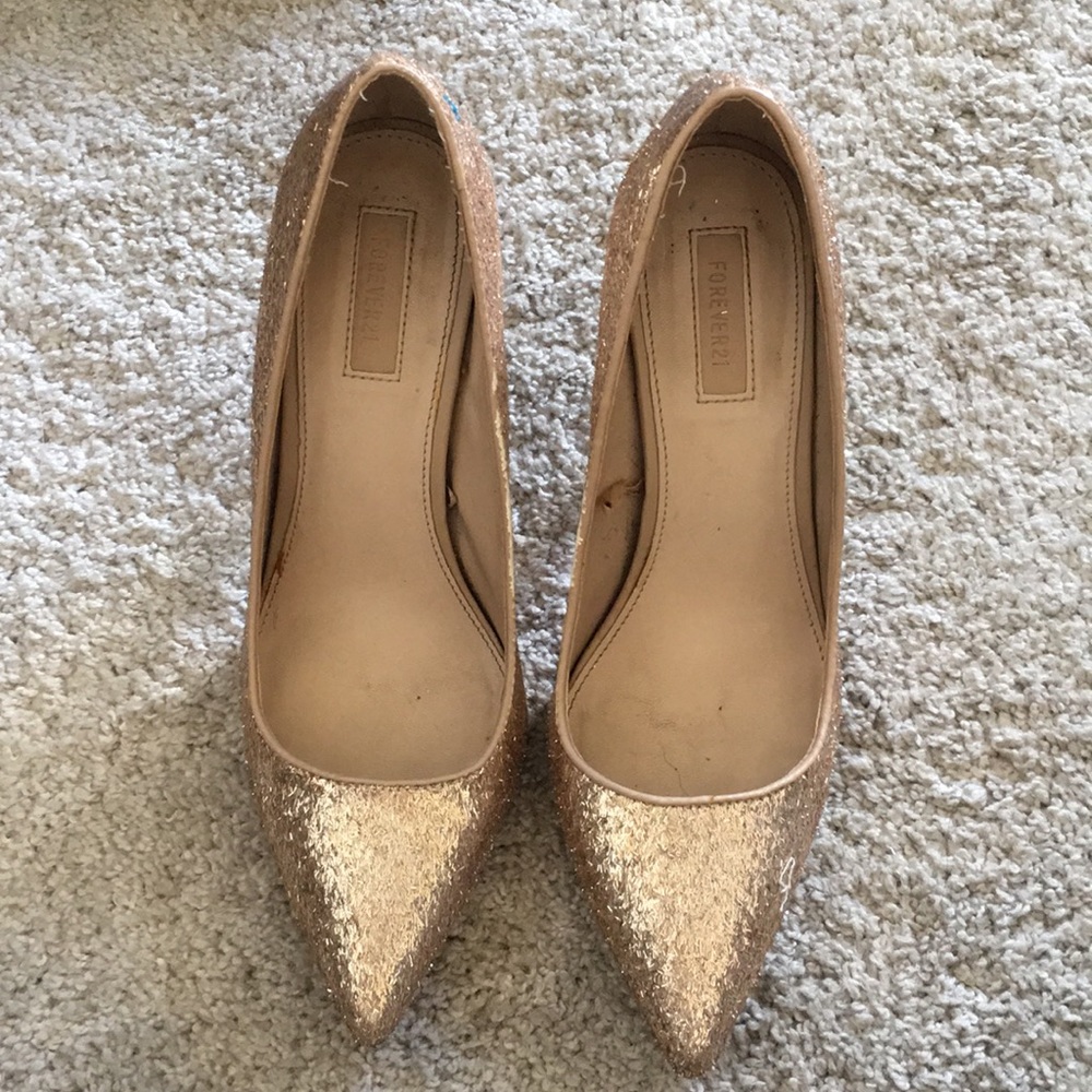 Gold glitter high heels